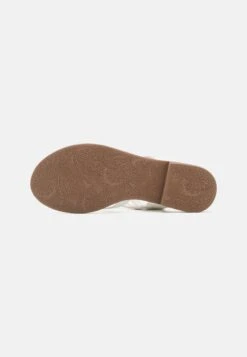 ESPRIT Teensandalen - White 12 ESPRIT Teensandalen - White -Esprit 0e89098dafe04a419daf713e8bd0f21b