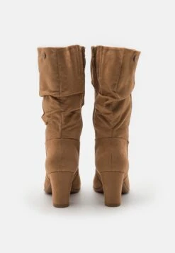 ESPRIT Laarzen - Beige 9 ESPRIT Laarzen - Beige -Esprit 4af913e46ed94093a260bf851e36552d