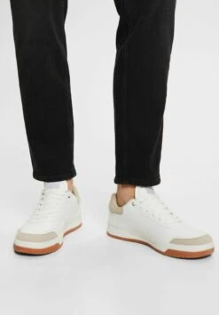 ESPRIT Sneakers Laag - White