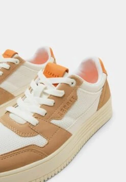 ESPRIT Mit Plateausohle - Sneakers Laag - Camel 14 ESPRIT Mit Plateausohle - Sneakers Laag - Camel -Esprit abe7b44cd90e4638b30c2f0b9fdcf88f
