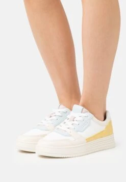 ESPRIT A20 03 Lu2 - Sneakers Laag - Light Beige