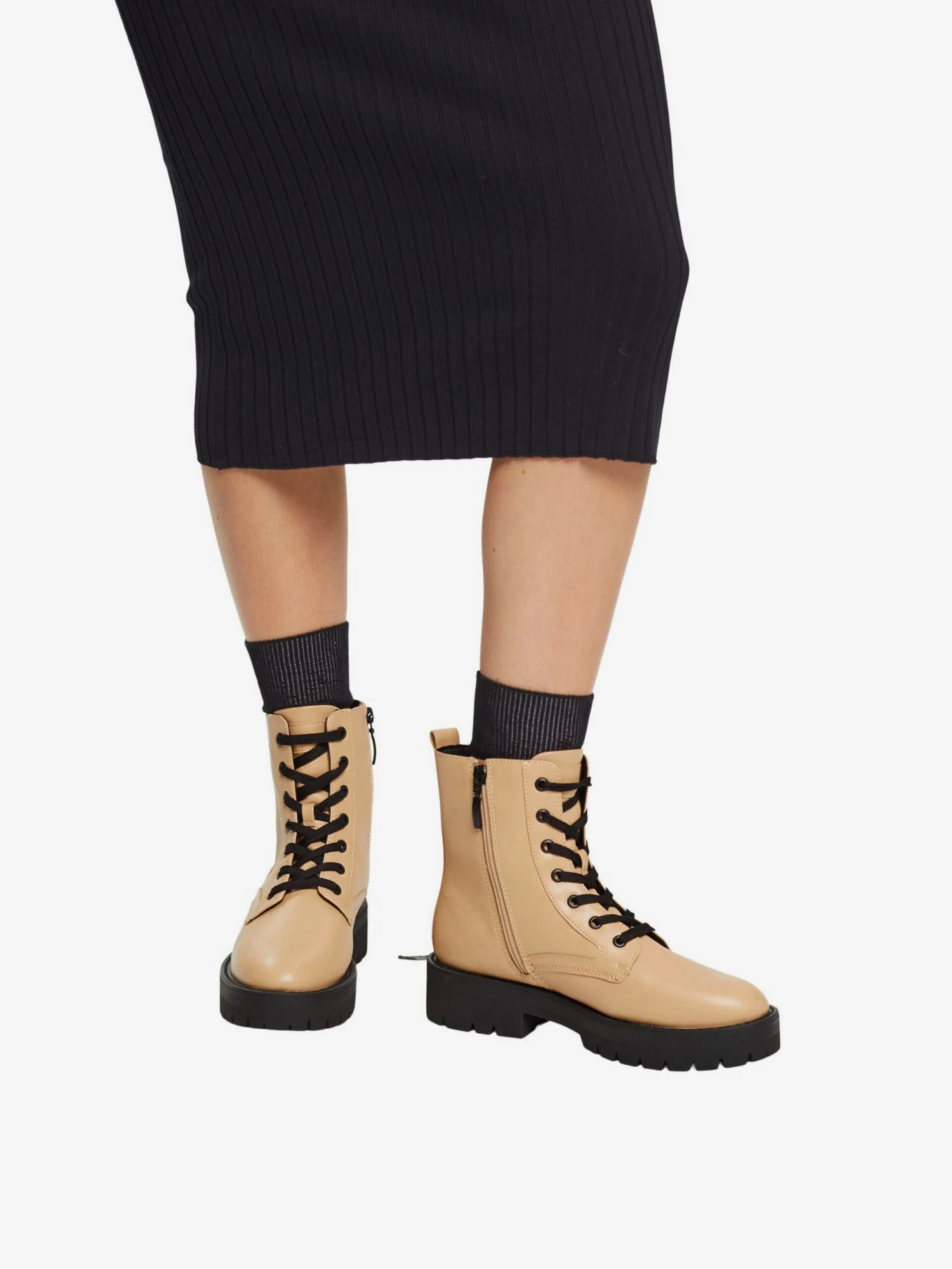 ESPRIT Enkellaarsjes Veterlaarsjes Dames Sand 4 ESPRIT Enkellaarsjes Veterlaarsjes Dames Sand - Afbeelding 2