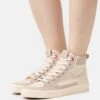 ESPRIT Sneakers Hoog - Beige -Esprit f8a20ce30fa94c4bac25210f4934b70d