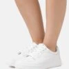 ESPRIT Sneakers Laag - White -Esprit f8bd81447a8e49599da244eb75e4b120